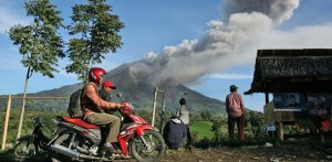 Mont Sinabung volcan