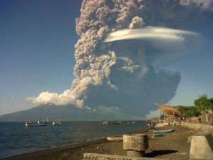Sangeang Api eruption