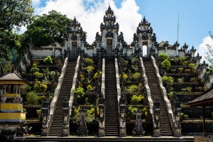 Pura Luhur Lempuyang bali